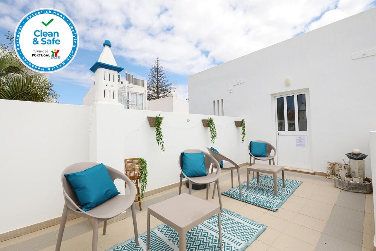 Z - Gil Vicente Guest Rooms ลากอส ภายนอก รูปภาพ