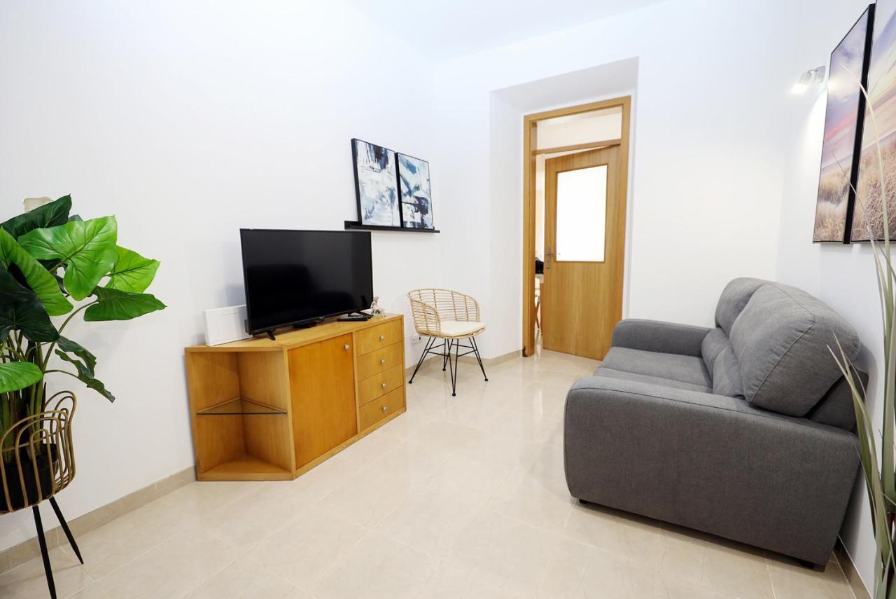 Z - Gil Vicente Guest Rooms ลากอส ภายนอก รูปภาพ